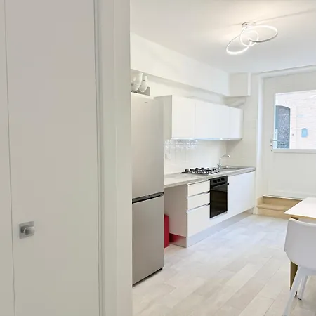 P075 - Porto Recanati, Nuovo Bilocale Fronte Mare Con Accesso Diretto Apartment *