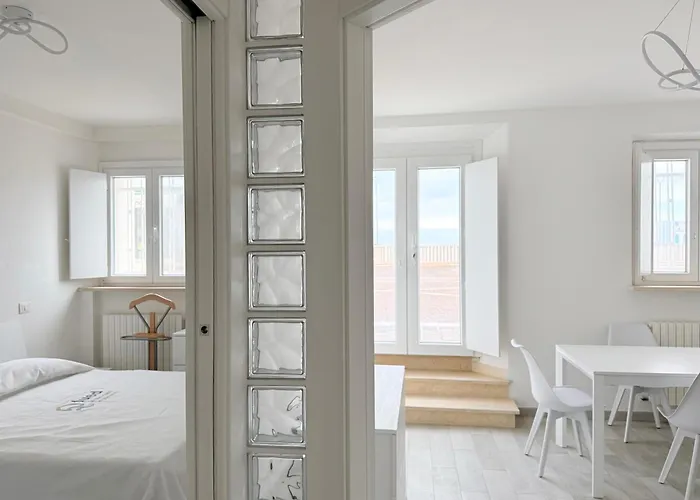 Apartment P075 - Porto Recanati, Nuovo Bilocale Fronte Mare Con Accesso Diretto Porto Recanati
