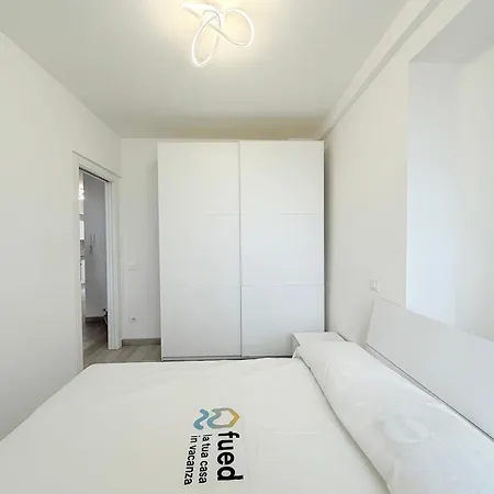 P075 - Porto Recanati, Nuovo Bilocale Fronte Mare Con Accesso Diretto Порто-Реканати